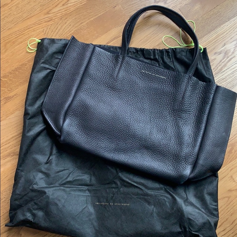 Oversized beautiful leather Navy Tote